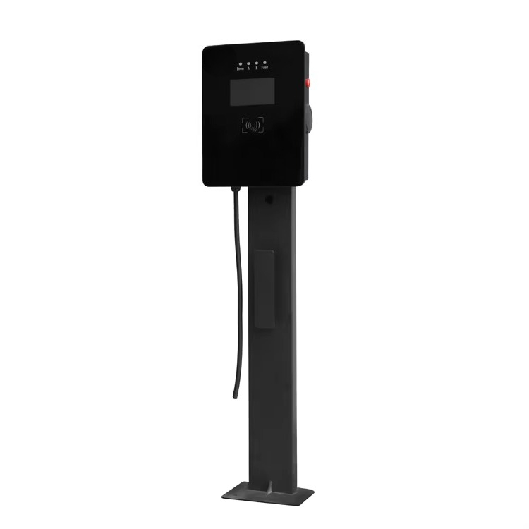 Colonnina di ricarica per auto - Ev Charging Socket Type 2 22Kw recensione e prezzo