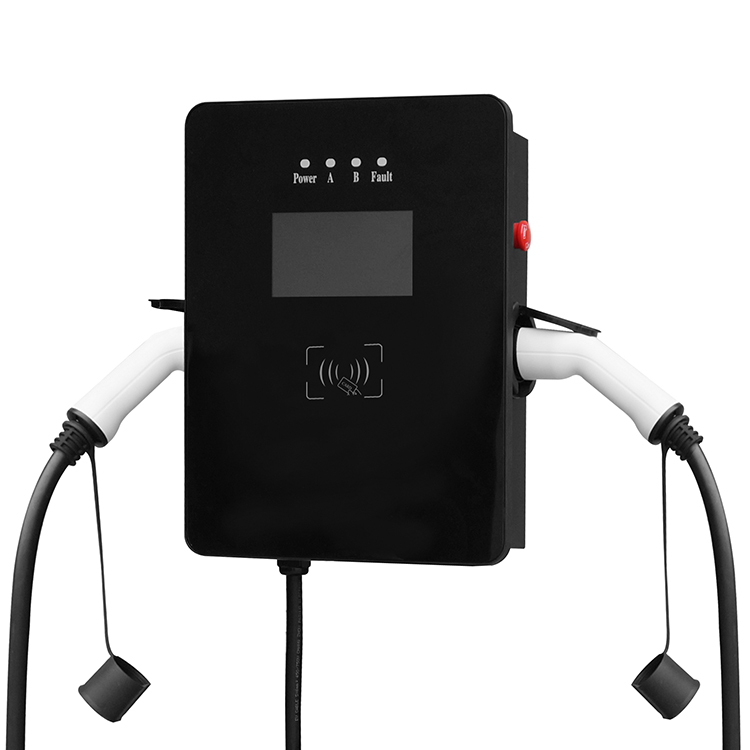 Colonnina di ricarica per auto - Ev Charging Socket Type 2 22Kw recensione e prezzo