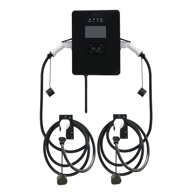 Colonnina di ricarica per auto - Ev Charging Socket Type 2 22Kw recensione e prezzo